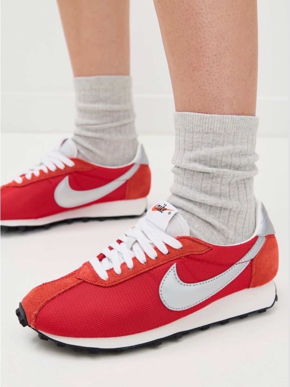 Nike LD-1000 Sneakers (LIKE NEW!)